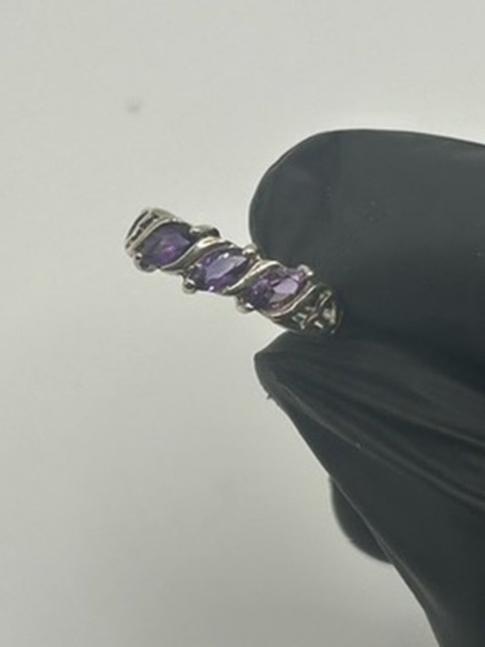 Vintage 925 Sterling Silver Three Stone Amethyst Ring Womens Purple Stamped